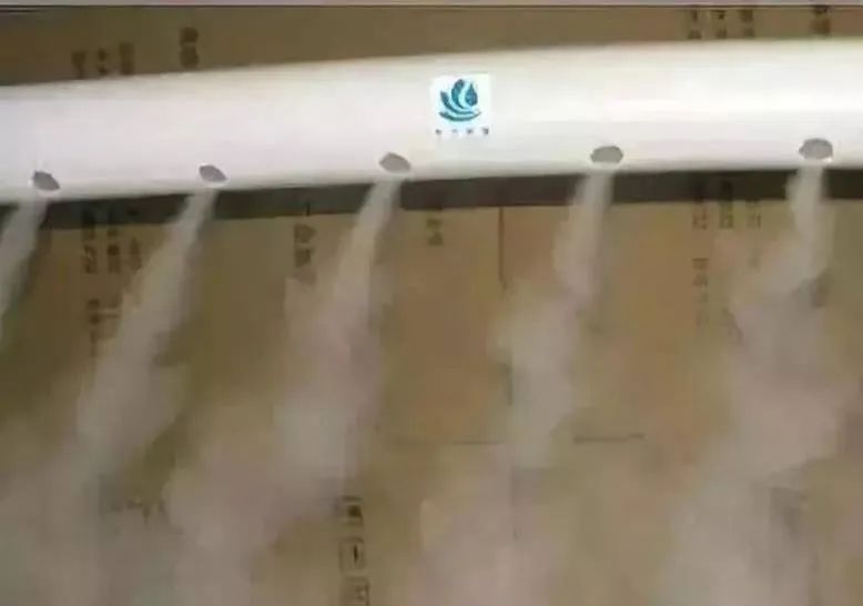 炎热天气不干胶材料易弯曲?是什么原因呢?